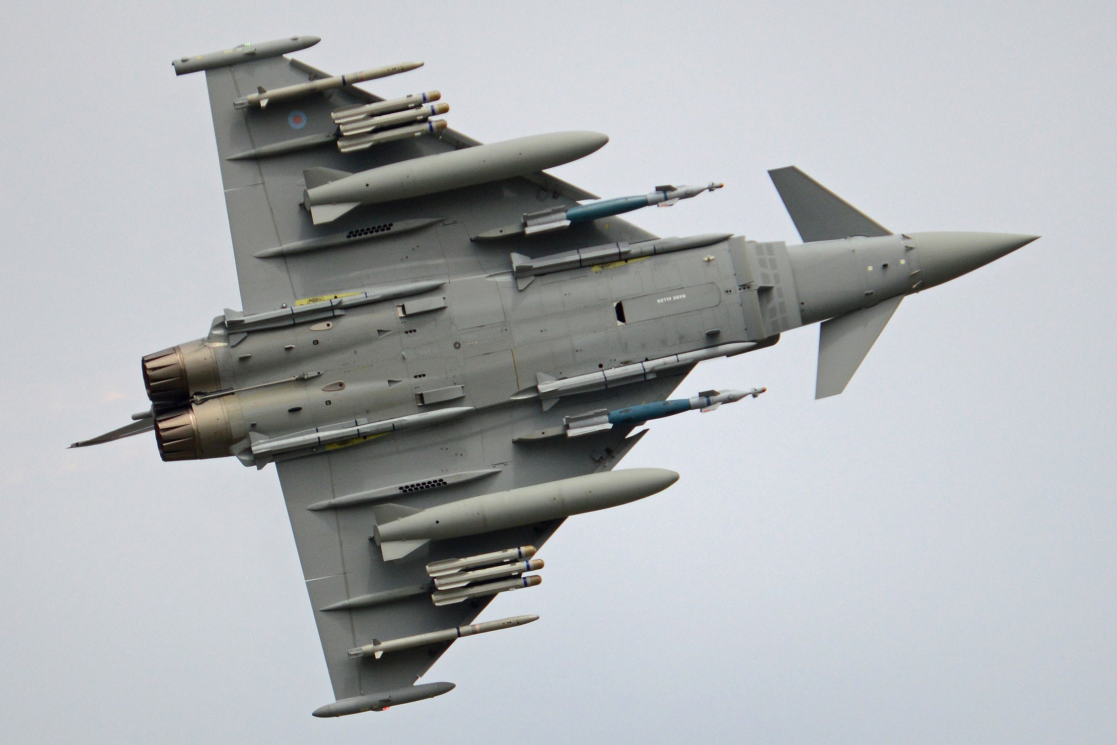 Almanya'dan Türkiye'ye Eurofighter Onayı: 40 Savaş Uçağı İçin Onay Verildi